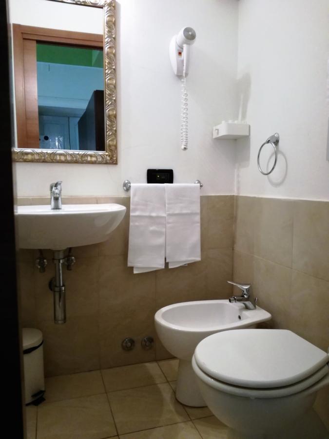 רומא Marvi Hotel מראה חיצוני תמונה